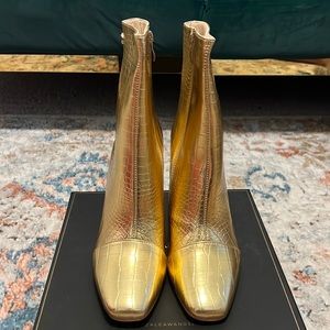 Azalea, Solid Good Bootie